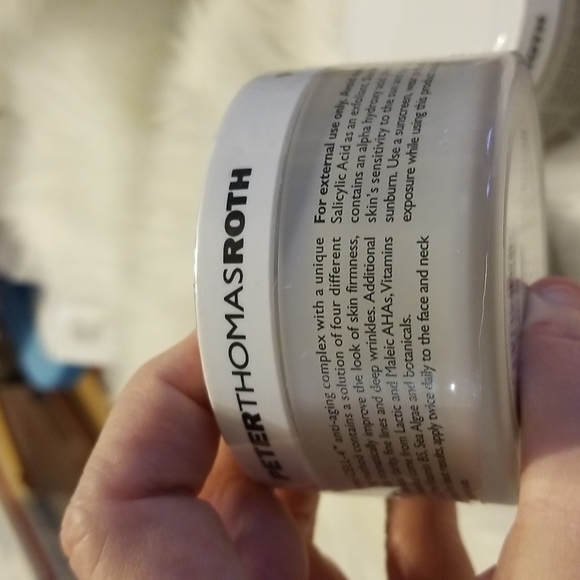 PETER THOMAS ROTH Mega Rich Intensive Anti-aging Crème. 100ml / 3.4 fl. … - Picture 8 of 16
